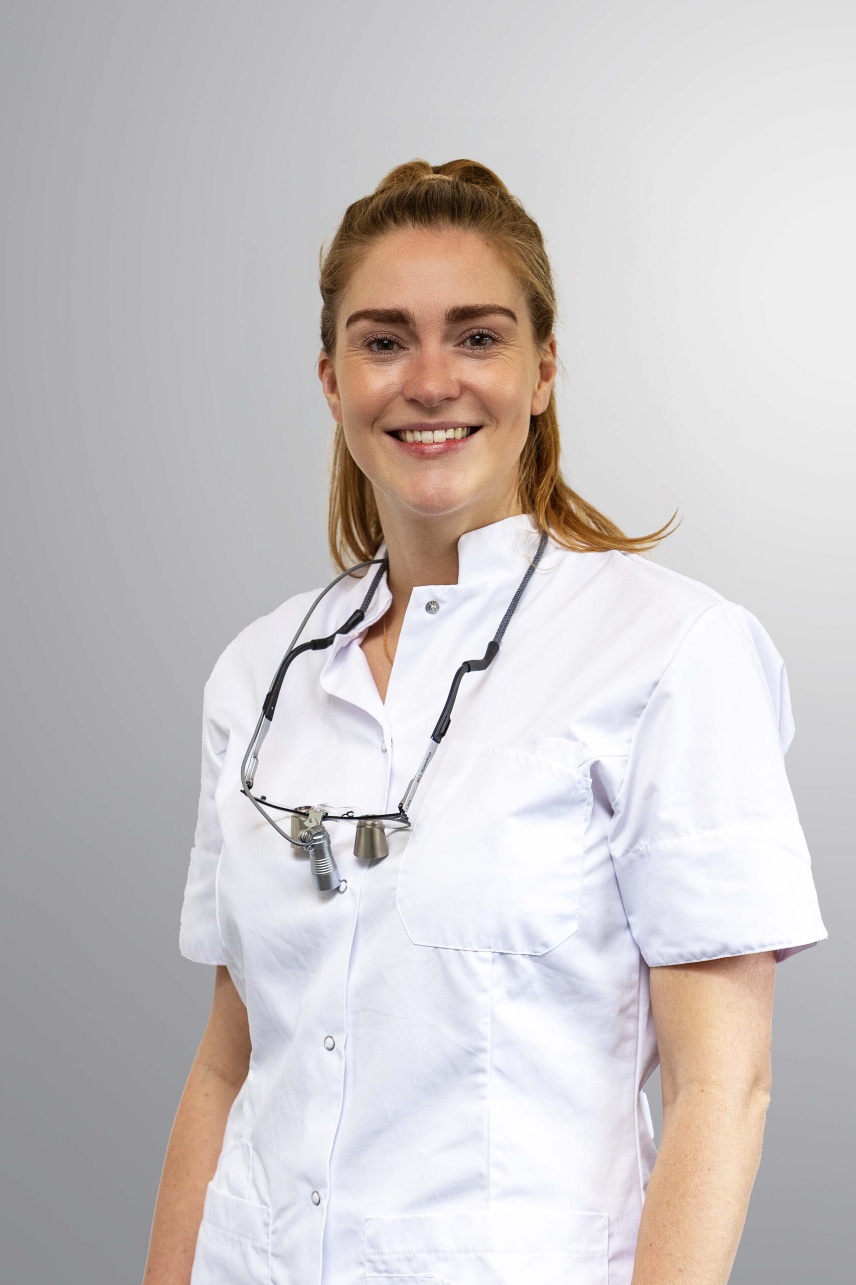 Sanne_van_Groningen_tandarts